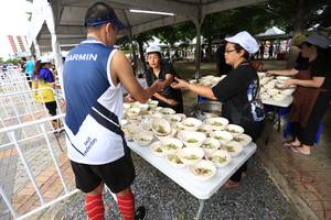 BIB: 
                            <button type="button" onclick="openModal(4726272)" class="btn btn-primary btn-sm float-right btn-popup" data-toggle="modal" data-target=".modal-high-quality">
                        <i class="fas fa-shopping-cart"></i> Add to Cart
                    </button>
                                            <button type="button" onclick="isThisMe(4726272, true)" class="btn btn-success btn-sm float-right btn-popup btn-isme hidden" data-toggle="tooltip" data-placement="bottom" title="นี่คือรูปของคุณใช่ไหม คลิกที่นี่เพื่อเอาเข้าอัลบั้ม">
                        <i class="fas fa-plus"></i> Add to album
                    </button>
                    <button type="button" onclick="isThisMe(4726272, false)" class="btn btn-warning btn-sm float-right btn-popup btn-isnotme hidden">
                        <i class="fas fa-ban"></i> Remove from album
                    </button>